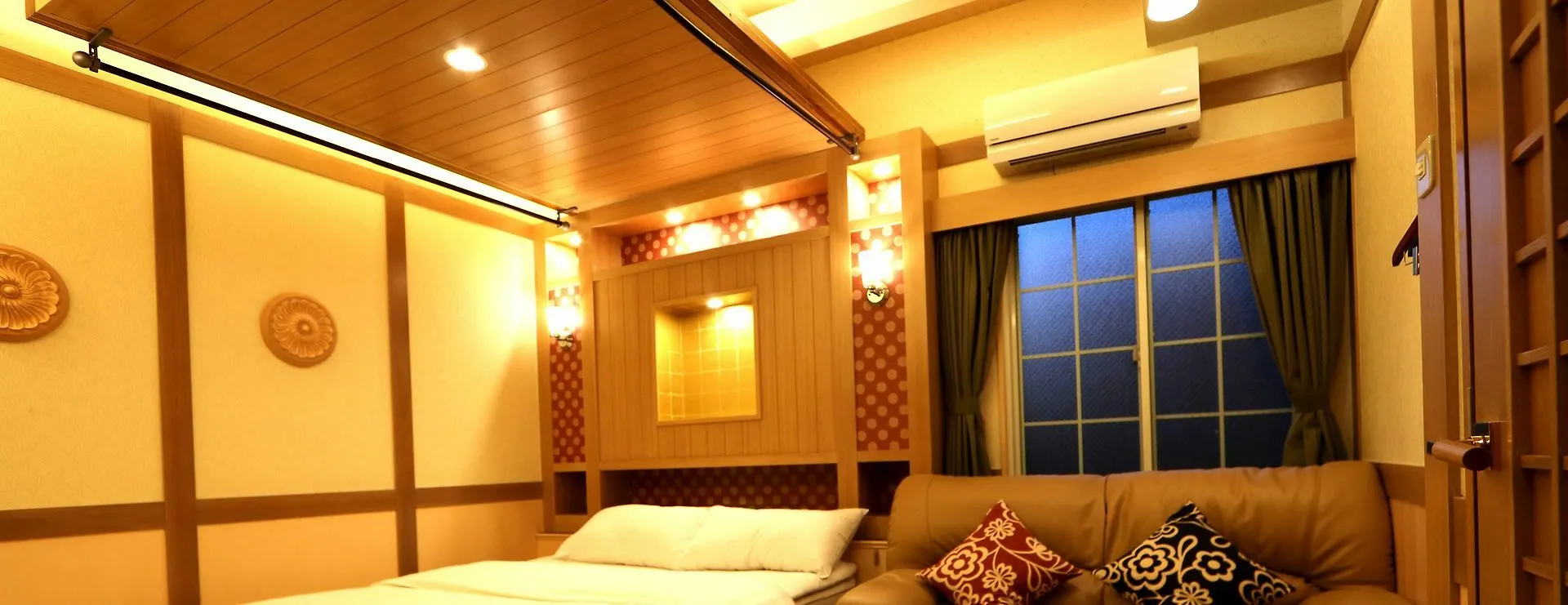 Hotel Kanade Osaka Shinsaibashi