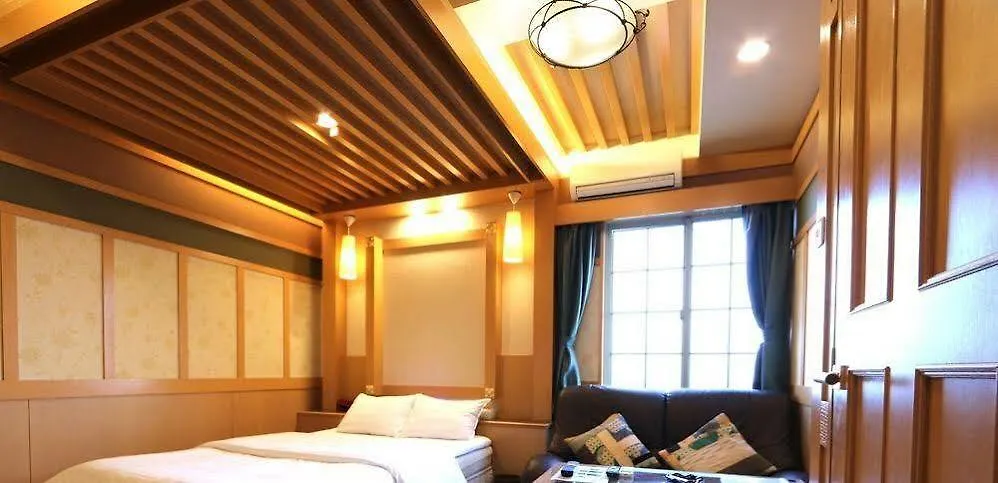 Hotel Kanade Osaka Shinsaibashi