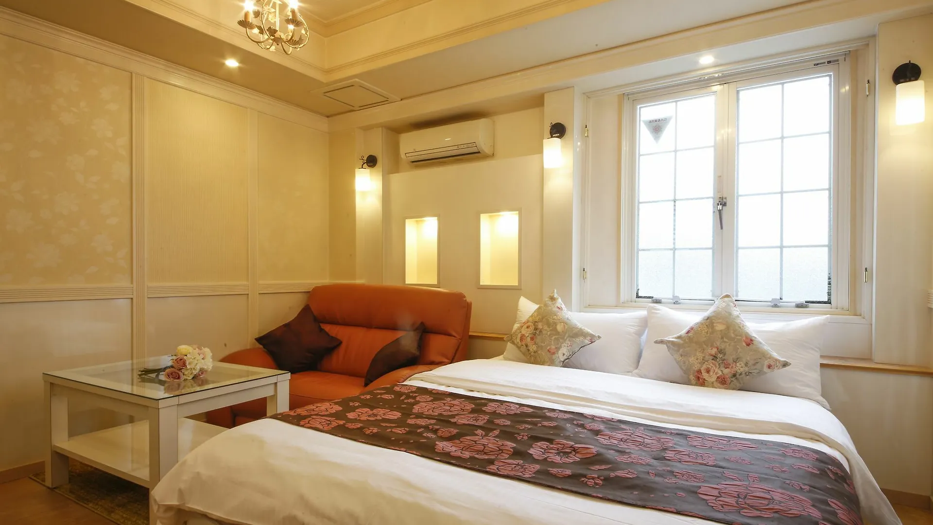 Hotel Kanade Osaka Shinsaibashi
