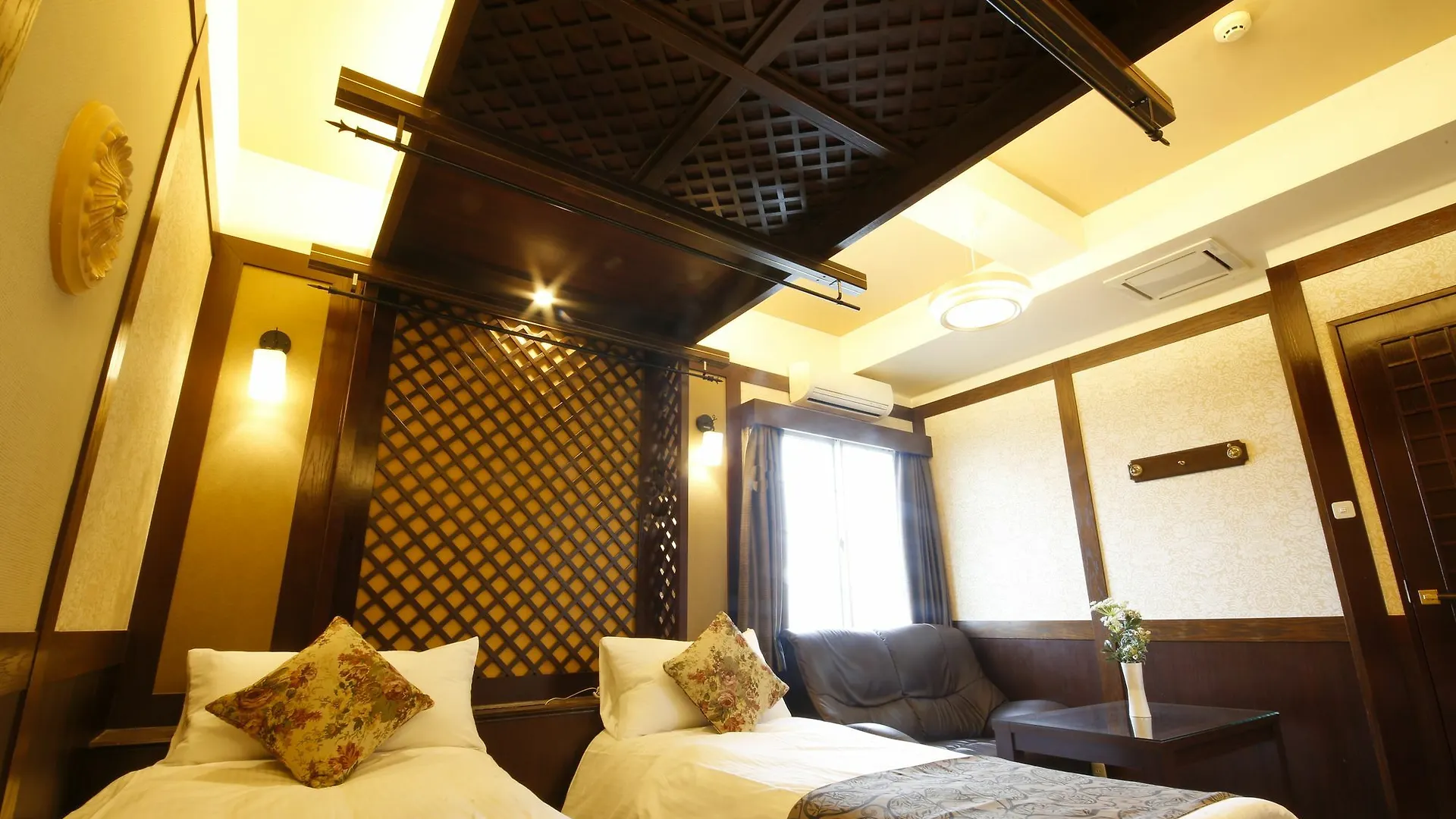 Hotel Kanade Osaka Shinsaibashi